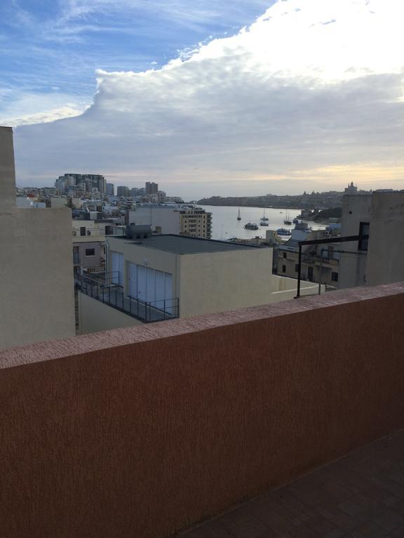 Bencini Apartments Gzira Buitenkant foto