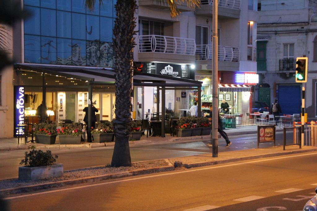 Bencini Apartments Gzira Buitenkant foto